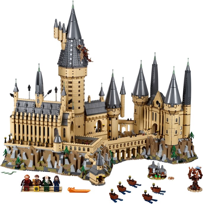71043-1 - Hogwarts Castle