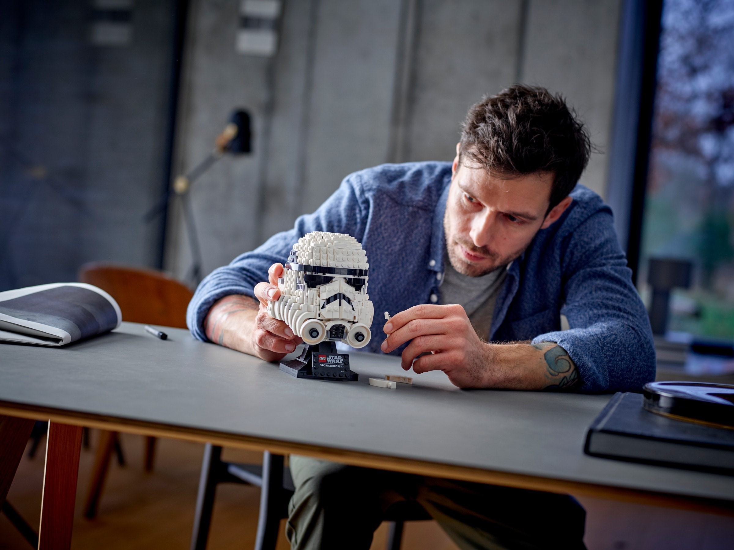 75276-1 - Stormtrooper Helmet - Image 7