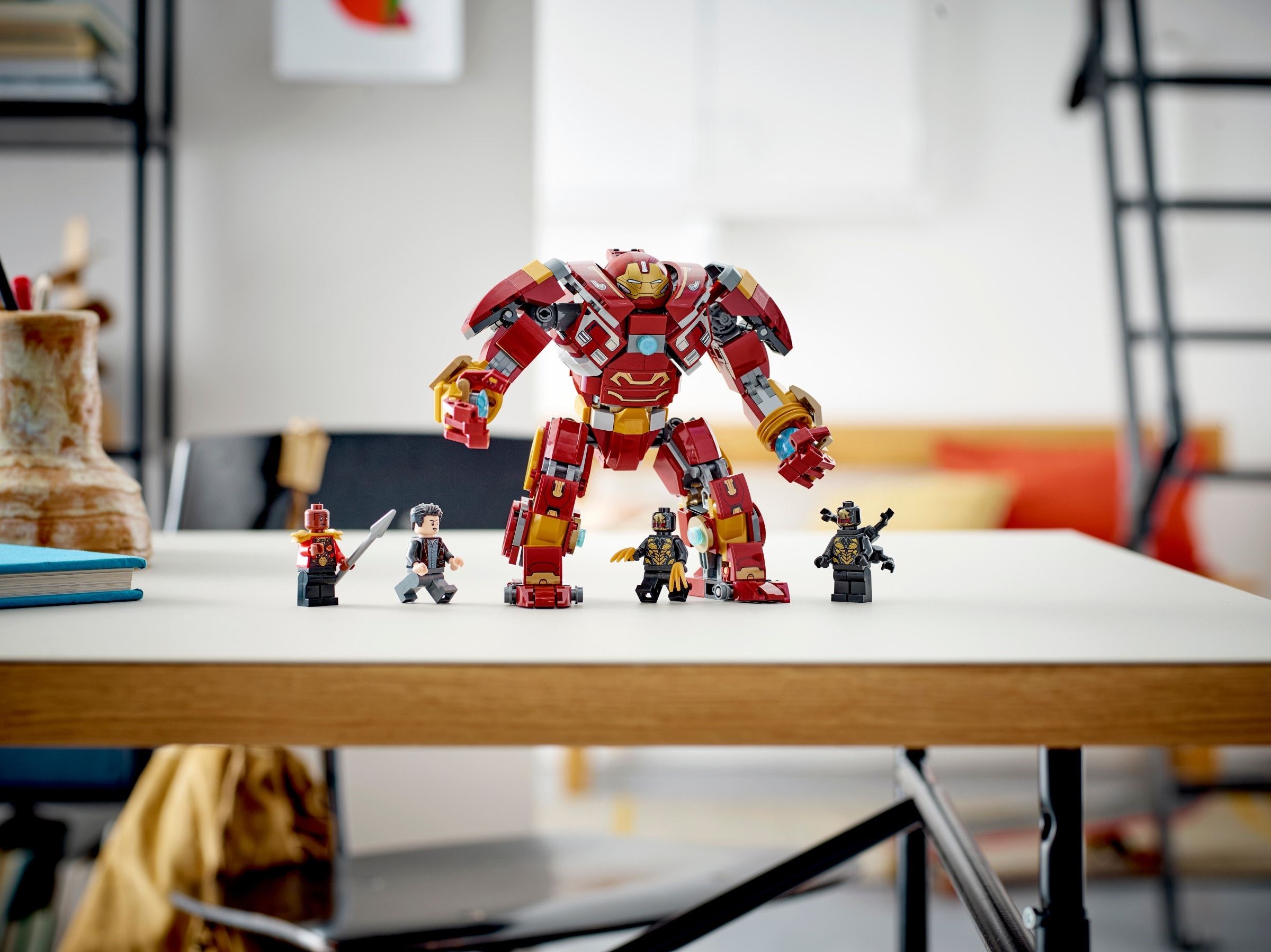 76247-1 - The Hulkbuster: The Battle of Wakanda - Image 7