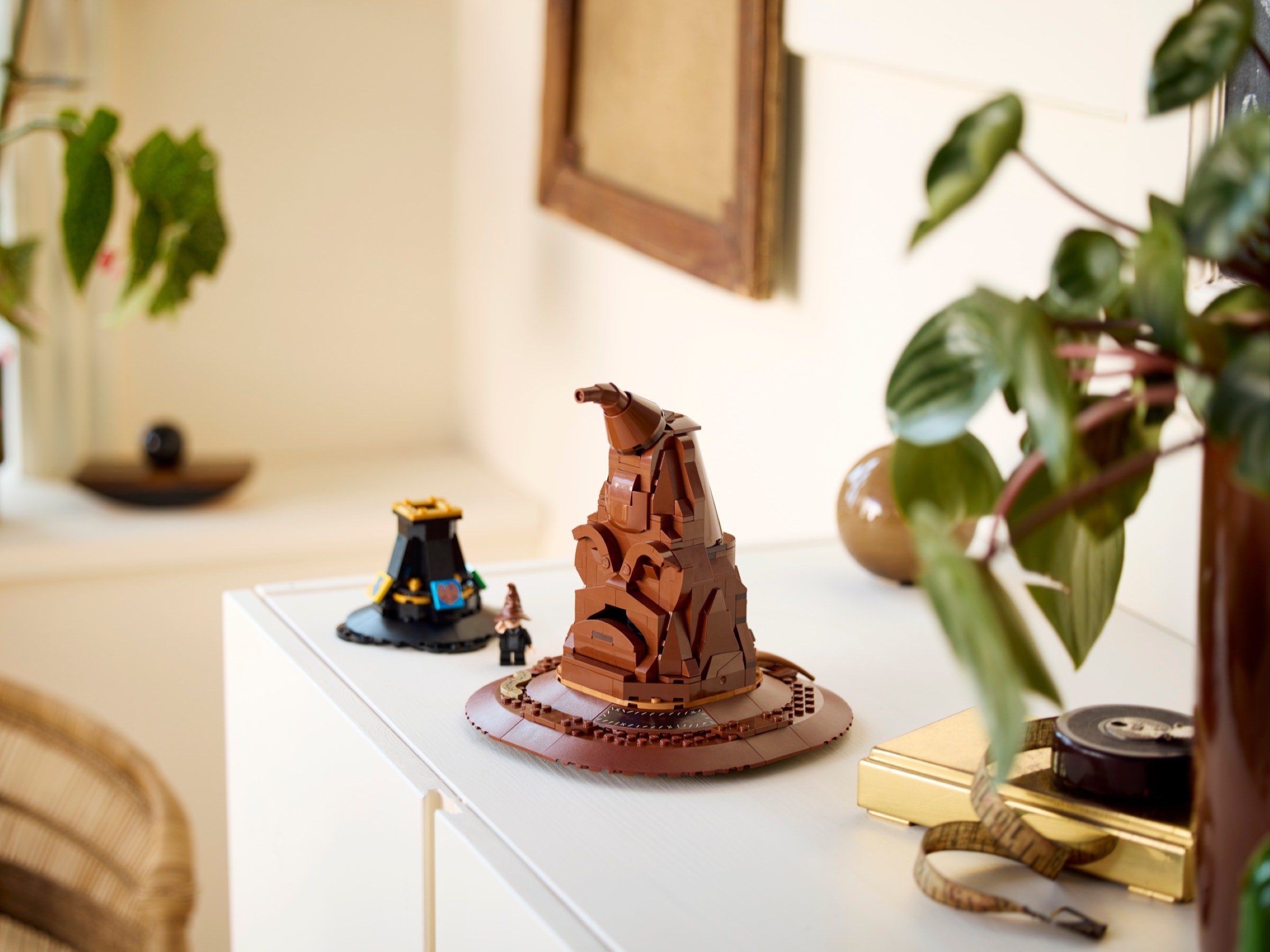 76429-1 - Talking Sorting Hat - Image 7