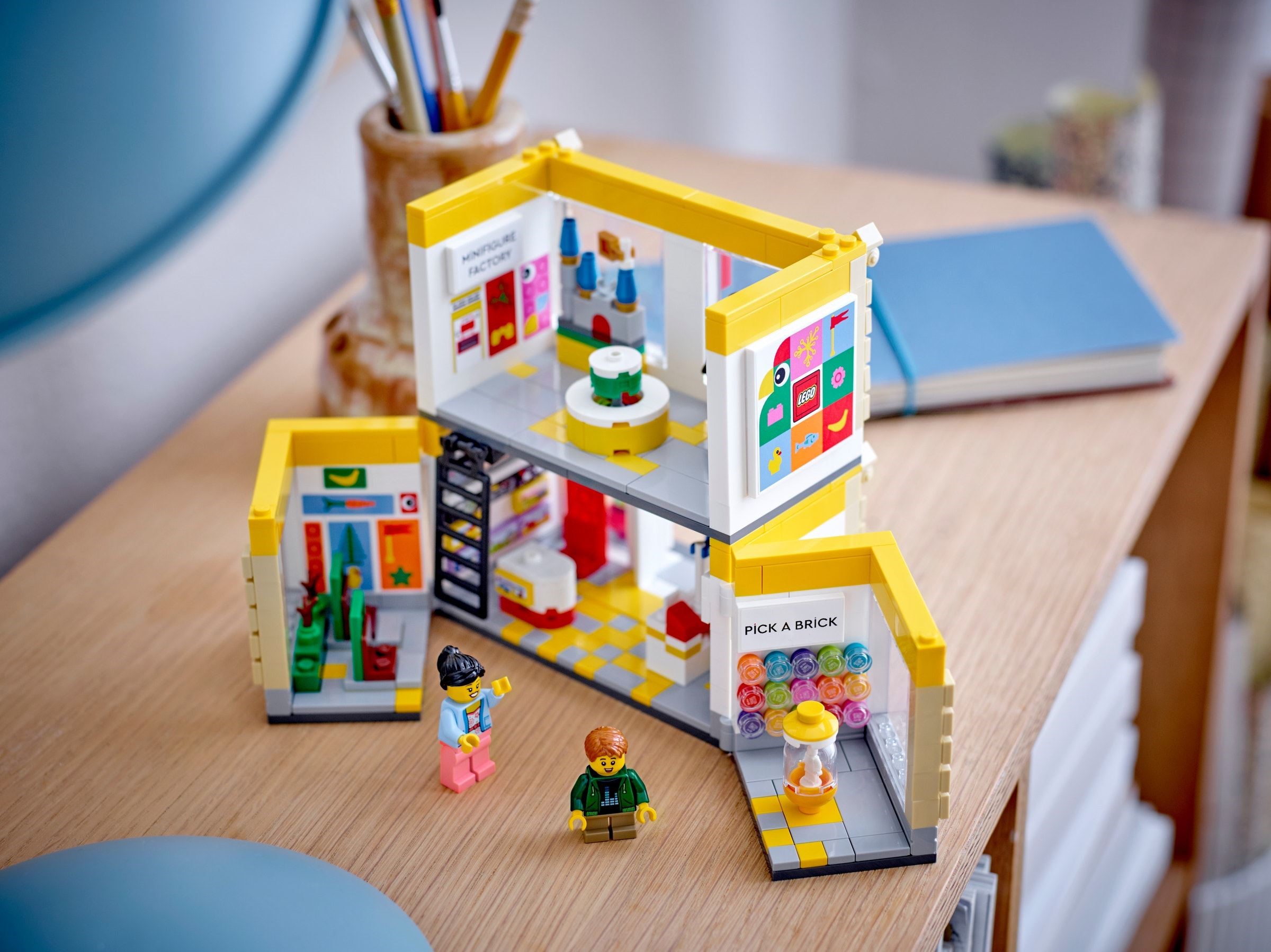 40574-1 - LEGO Brand Store - Image 6