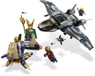 6869-1 - Quinjet Aerial Battle